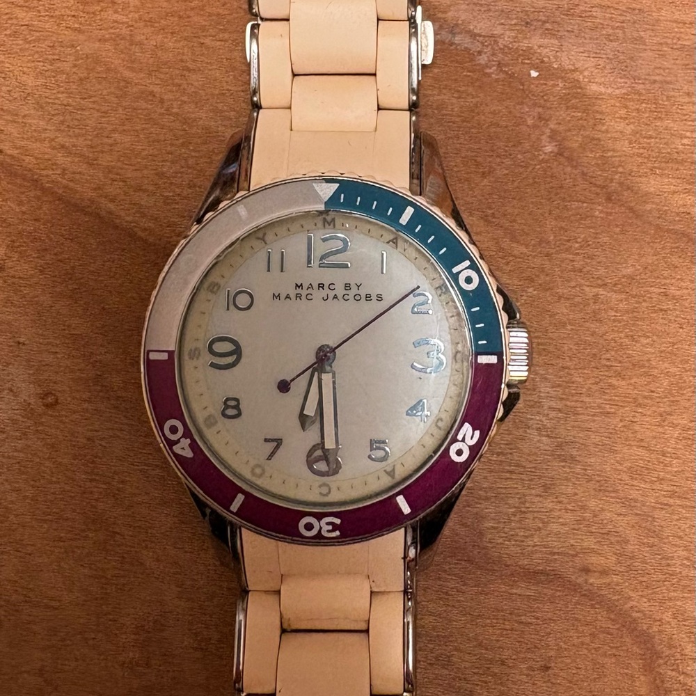 Marc by Marc Jacobs Sport Lady Watch with Multi Color Bezel with Cream Band